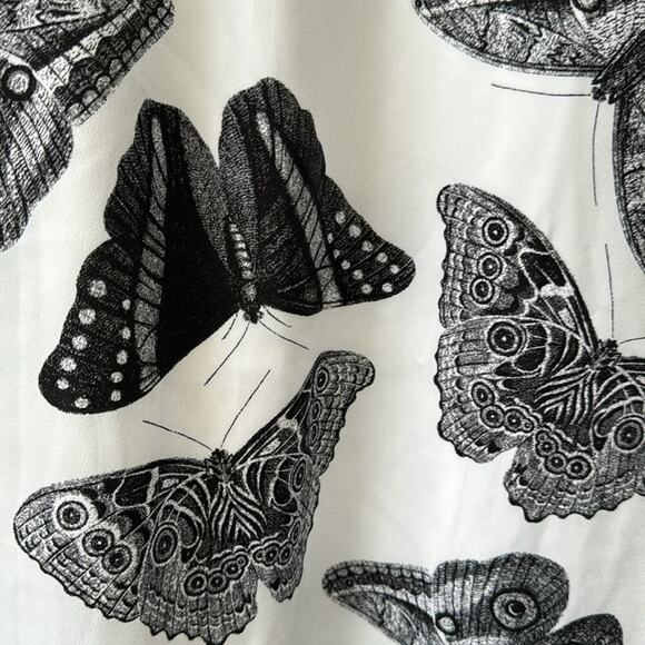 KENSIE HIGH LOW BLACK & WHITE BUTTERFLY MOTH DRESS SIZE MEDIUM - Picture 4 of 9